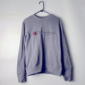 Champion sweater (MEDIUM)